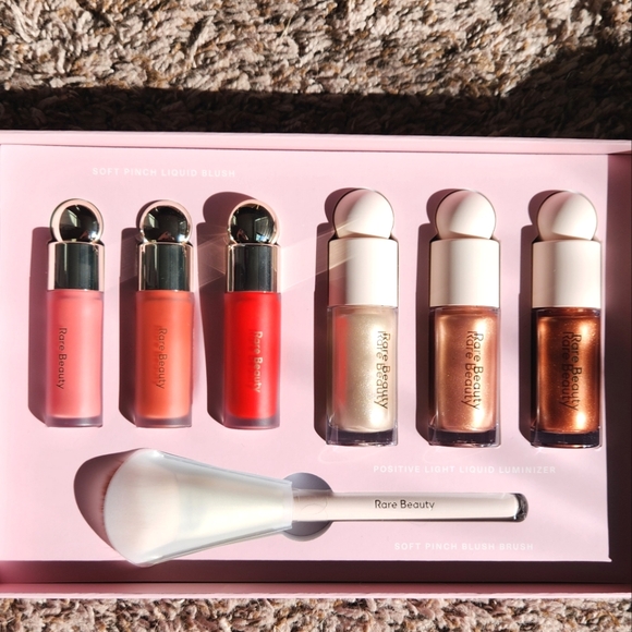 REMOVING SOON! NIB RARE BEAUTY LIQUID CONTOUR BLUSH & HIGHLIGHTER SET - Picture 11 of 16